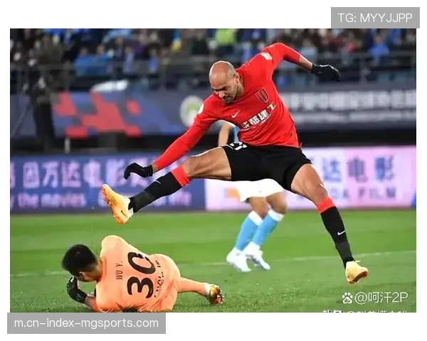 费利佩支点作用依旧明显 蓉城前场进攻倚仗巴西锋霸 费利佩支点作用依旧明显 蓉城前场进攻倚仗巴西锋霸